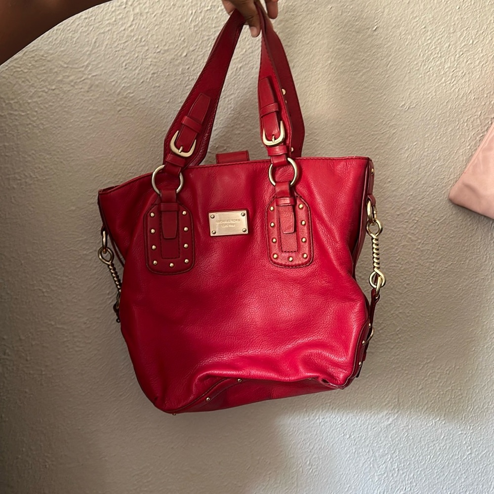 Michael kors red purse good condition